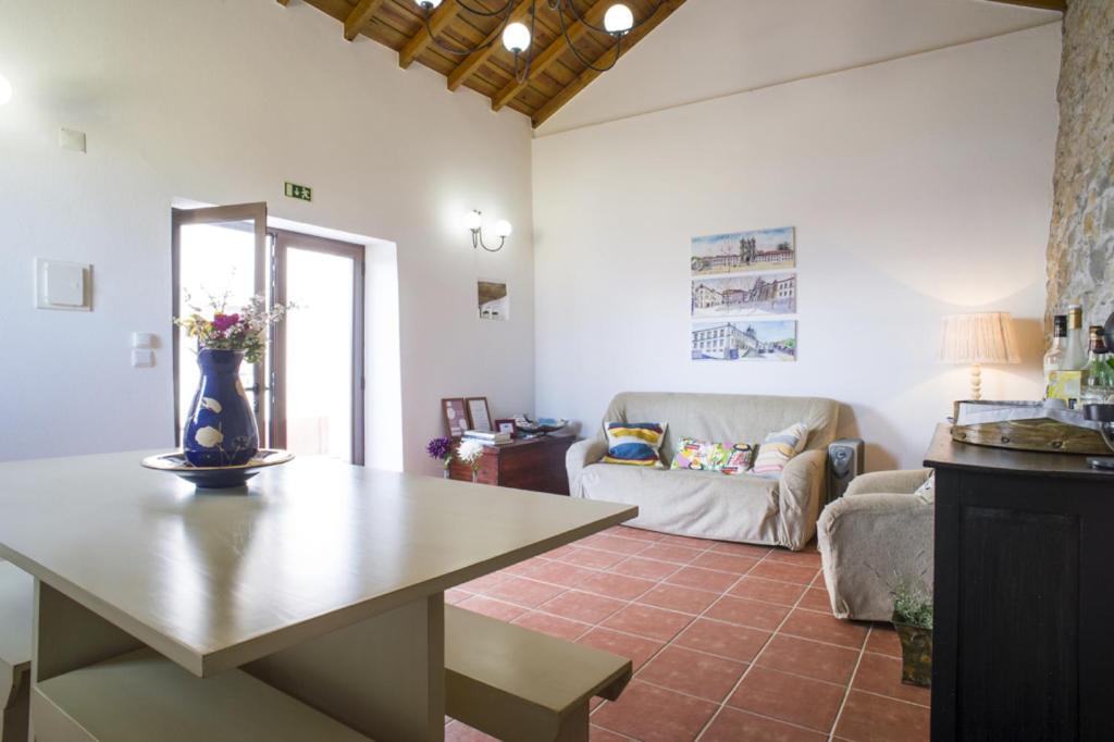Casas Do Barrio Villa อัลโกบาซา ภายนอก รูปภาพ